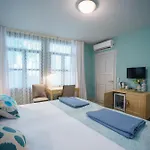 Delight Deluxe