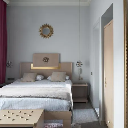 Delight Deluxe Hotel 4*