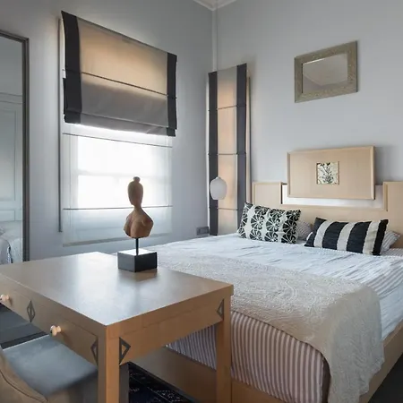 Delight Deluxe Hotel