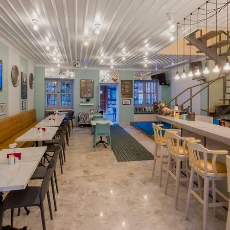 Delight Deluxe Отель 4*