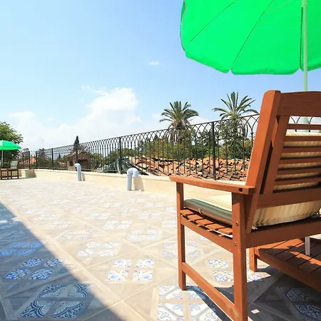 Отель Delight Deluxe