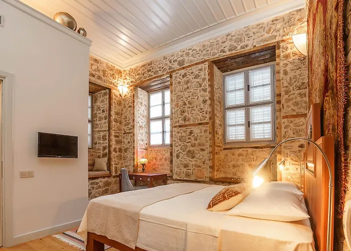 Delight Deluxe Hotel