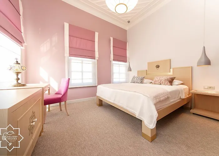 Hotel Delight Deluxe
