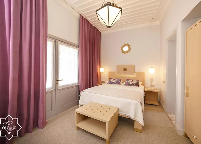 Delight Deluxe Hotel