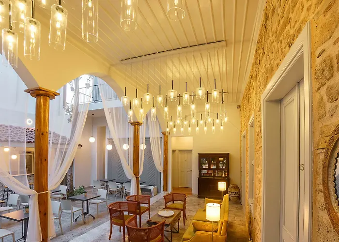 Hotel Delight Deluxe 4*