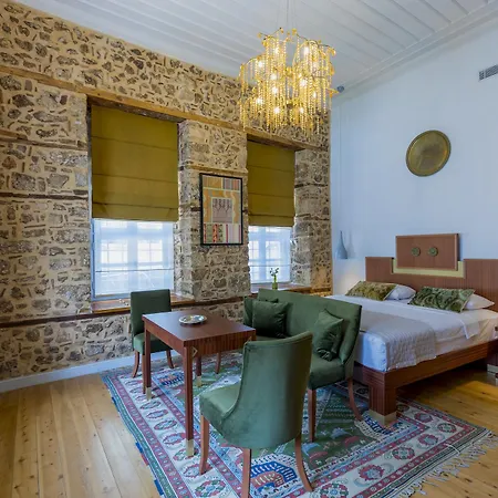 Delight Deluxe Hotel 4*