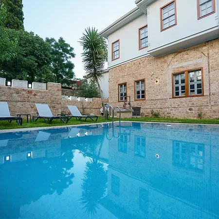 Delight Deluxe Hotel