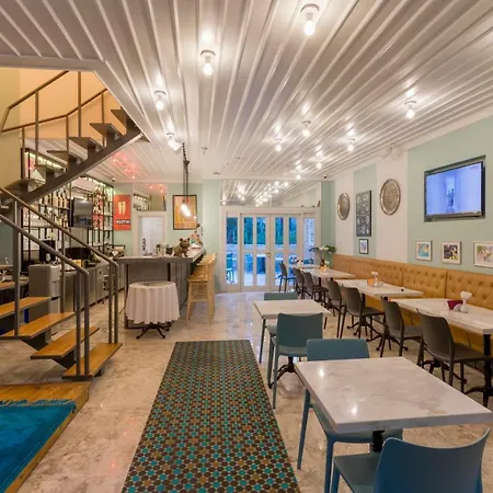 Delight Deluxe Hotel