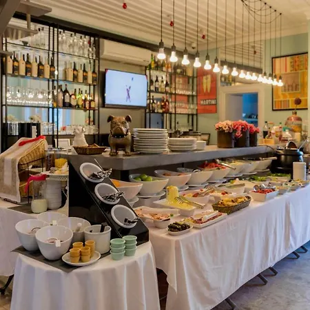 Hotel Delight Deluxe 4*