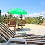 Delight Deluxe Hotell